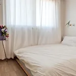 Stayjin Kachisanstation Gimpo Airportincheon Airport Yeouido Hongdae Gocheok Dome Up To 9People 4 Beds