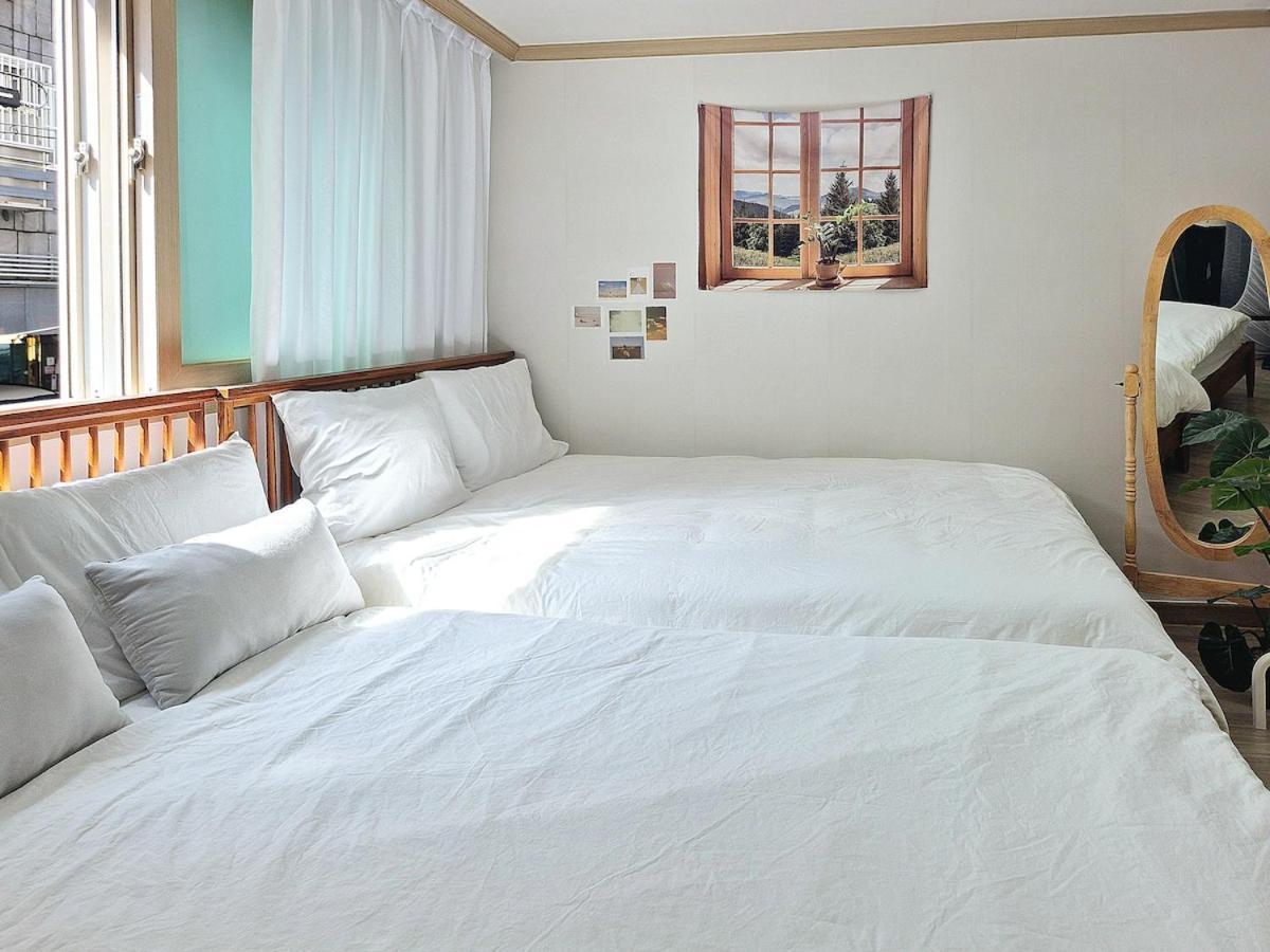 Apartment Stayjin Kachisanstation Gimpo Airportincheon Airport Yeouido Hongdae Gocheok Dome Up To 9people 4 Beds